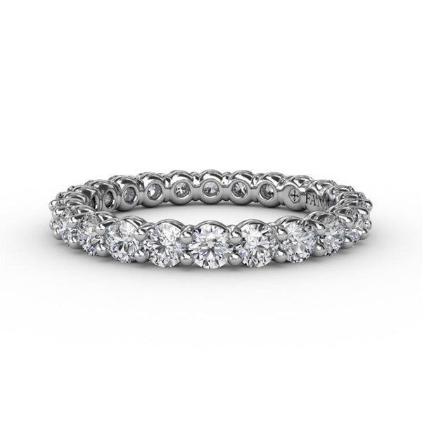 14 Karat White Gold Diamond Shared Prong Eternity Wedding Band
