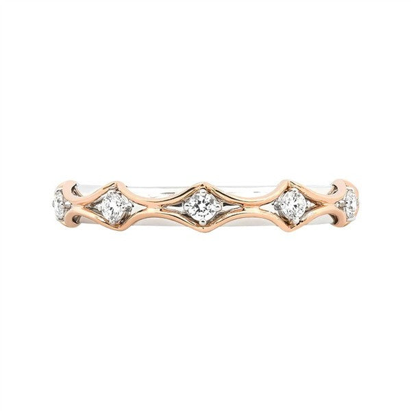 14K Diamond Pattern Wedding Band
