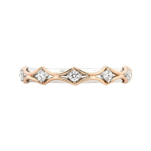 14K Diamond Pattern Wedding Band