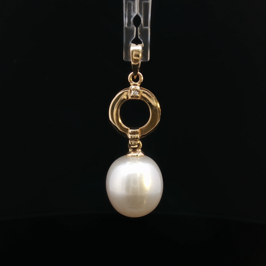14K Circle Bail Baroque Pearl Drop Pendant