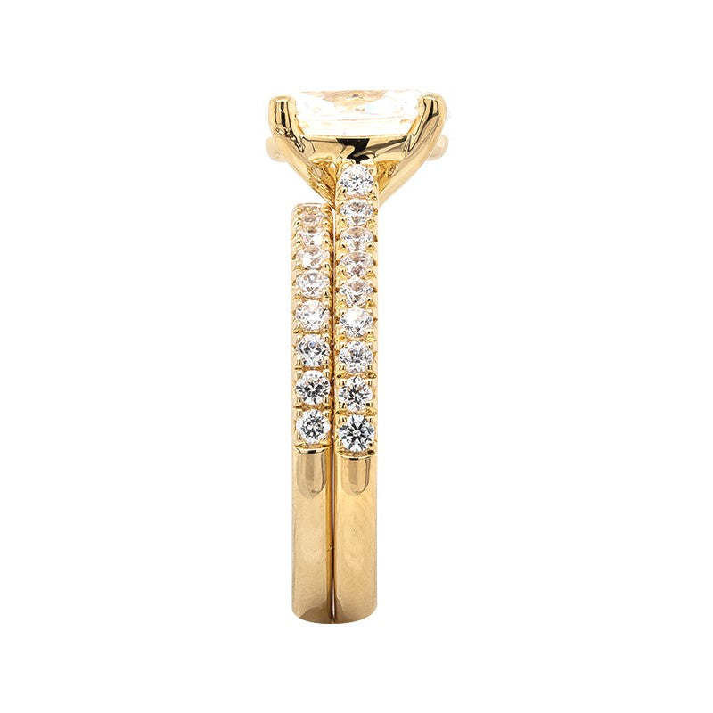 14 Karat Yellow Gold Diamond Wedding Band