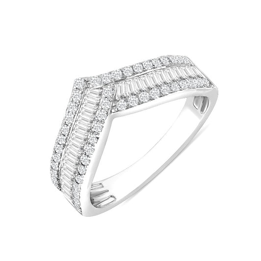 18K Wide Baguette & Round Diamond V-Band