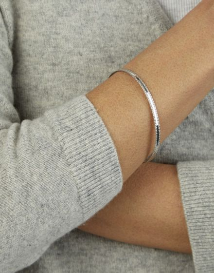 14K Diamond Cut Bangle Bracelet