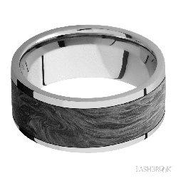 9 mm wide/Flat/Titanium band with one 7 mm Centered inlay of Forged Carbon Fiber.