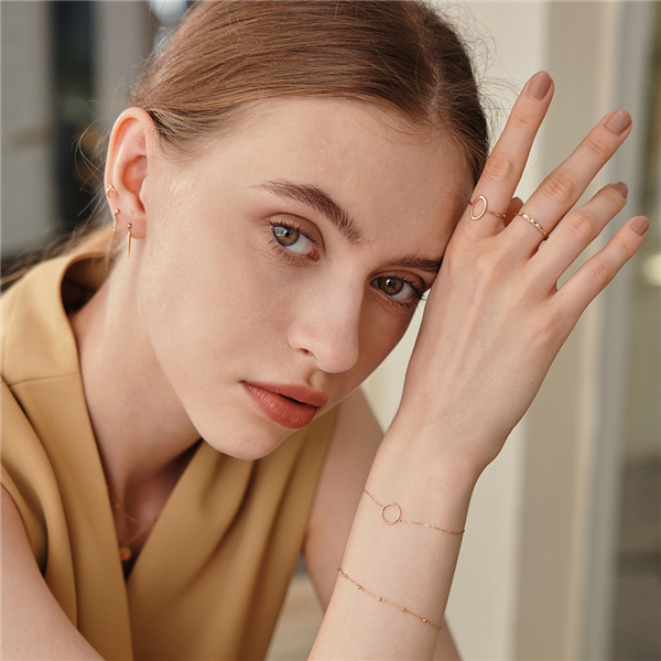 14K Yellow Gold Open Circle Bracelet